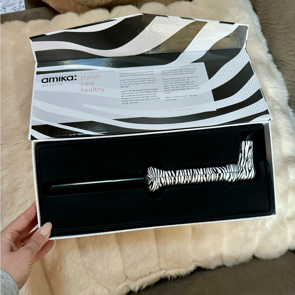 Anika Zebra 19mm Wand Curler